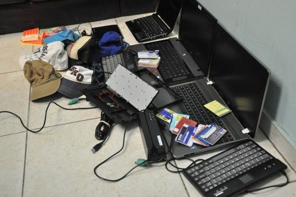 Clonación de tarjeta y compras no reconocidas